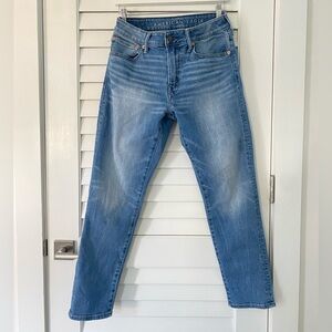 Men’s 30 x30 AE Athletic Fit Airflex + Jean